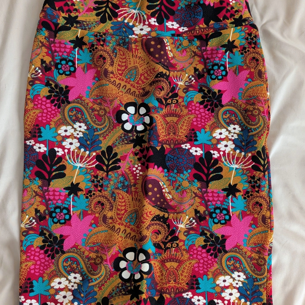 LuLaRoe Vibrant Floral Pencil Skirt